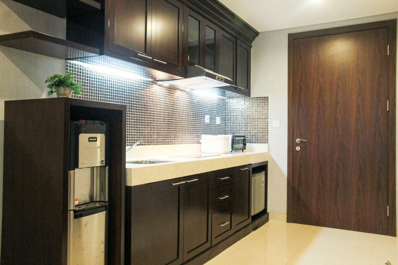 Elegant 1Br Kemang Village Apartment By Travelio 자카르타 외부 사진