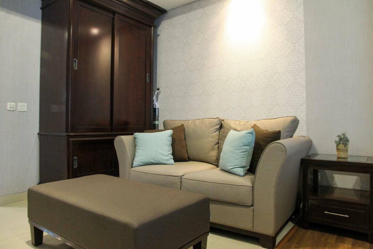 Elegant 1Br Kemang Village Apartment By Travelio 자카르타 외부 사진