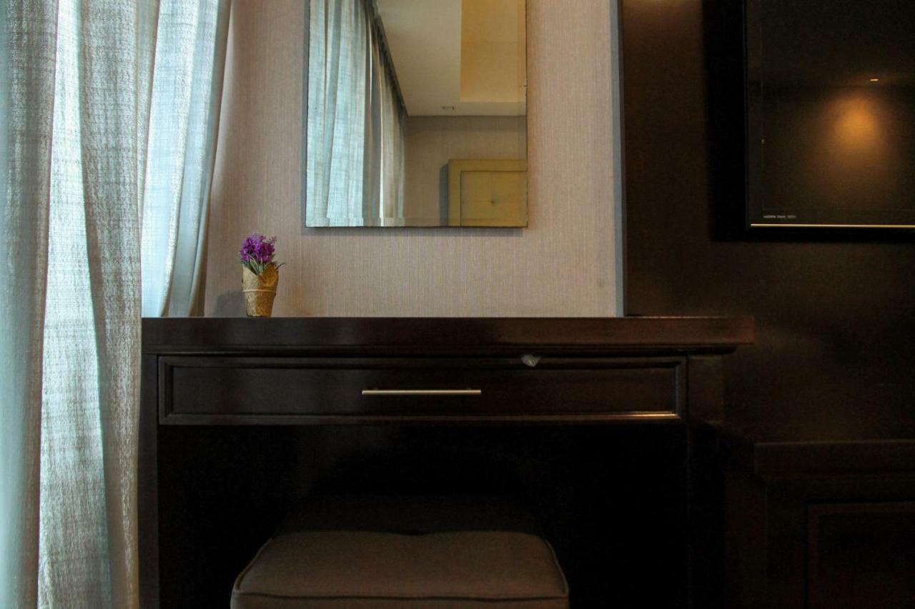Elegant 1Br Kemang Village Apartment By Travelio 자카르타 외부 사진