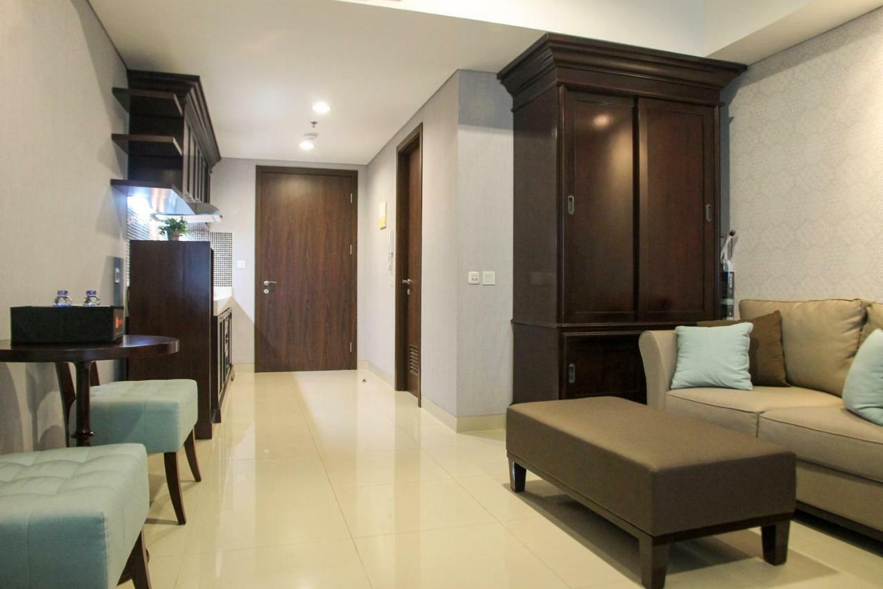 Elegant 1Br Kemang Village Apartment By Travelio 자카르타 외부 사진
